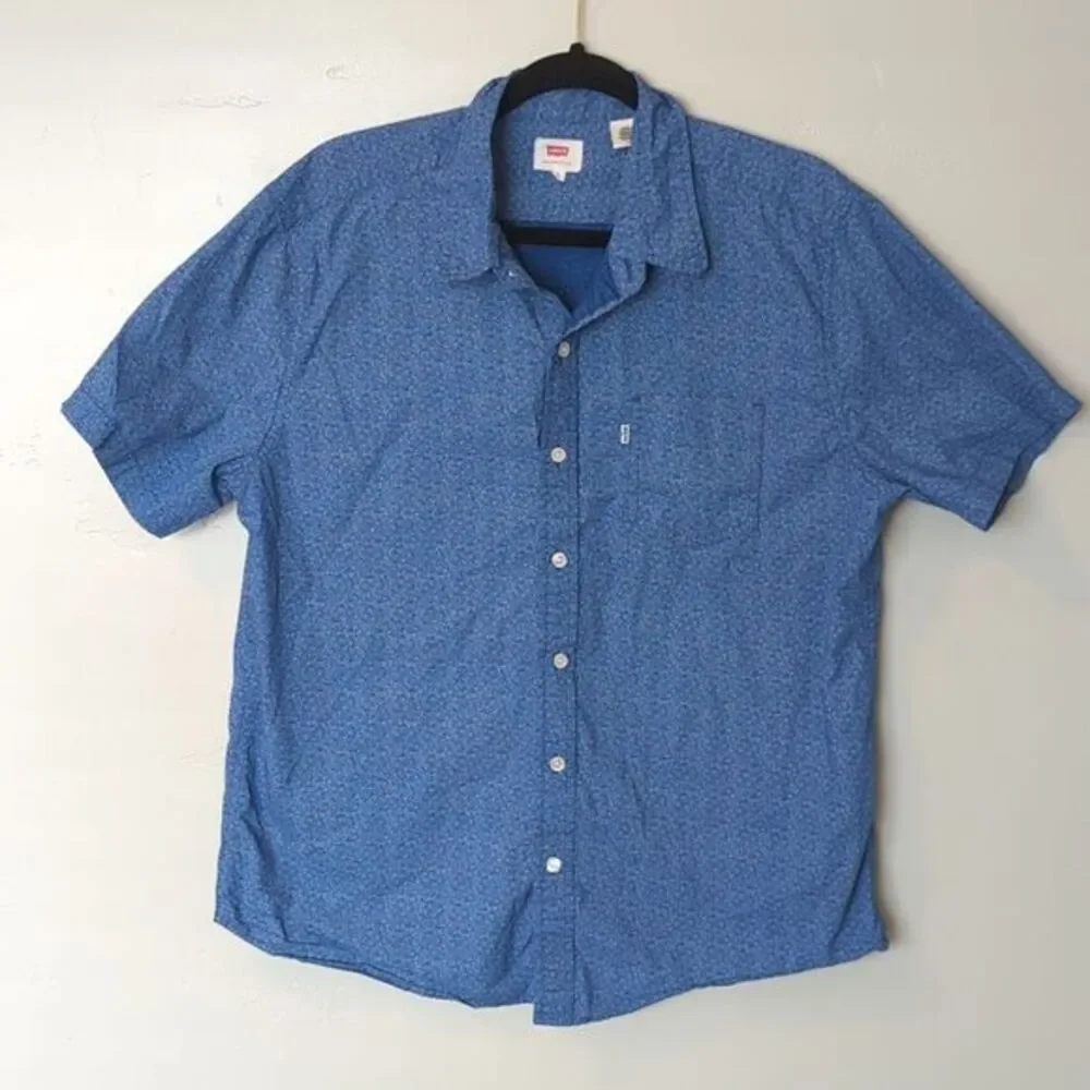 Levi's Blue Patterned Short Sleeve Button-Up Shirt Casual Summer Wear‎